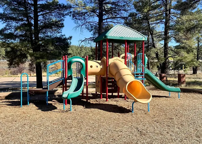 Holiday home 10 Mi To Downtown Flagstaff: W/ Ev Charger *